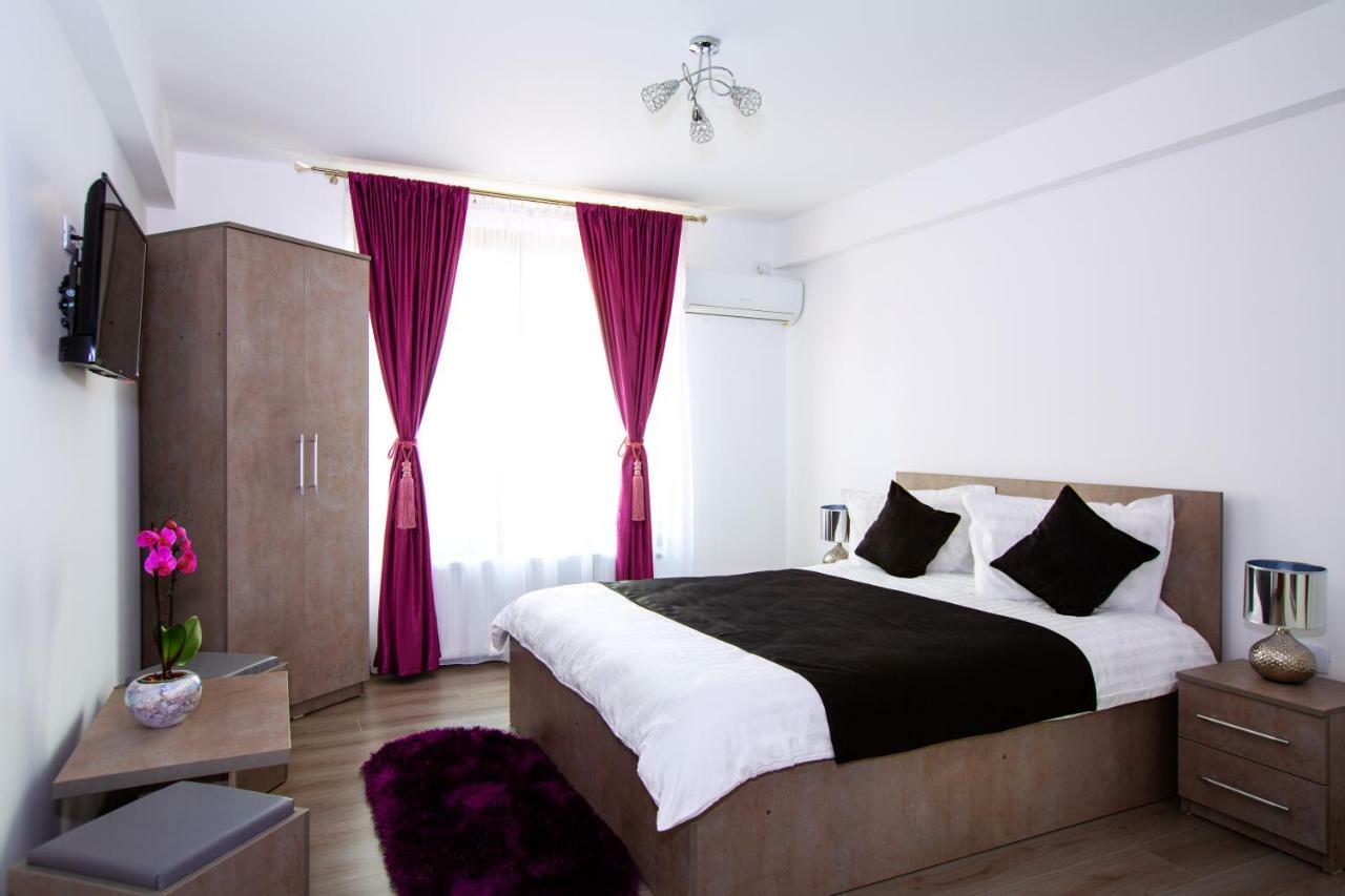 Casa Romeo & Julieta Otel Haţeg Dış mekan fotoğraf